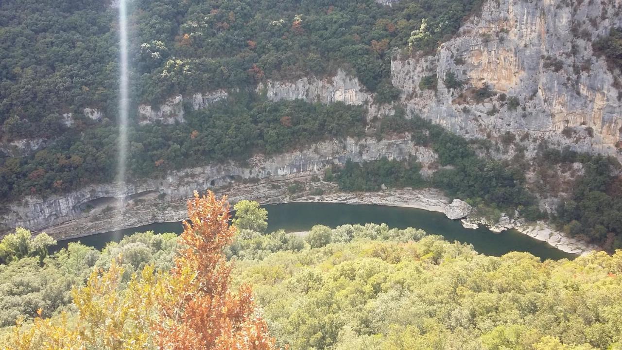 Chambre En Ardeche Du Sud Saint-Remèze Kültér fotó
